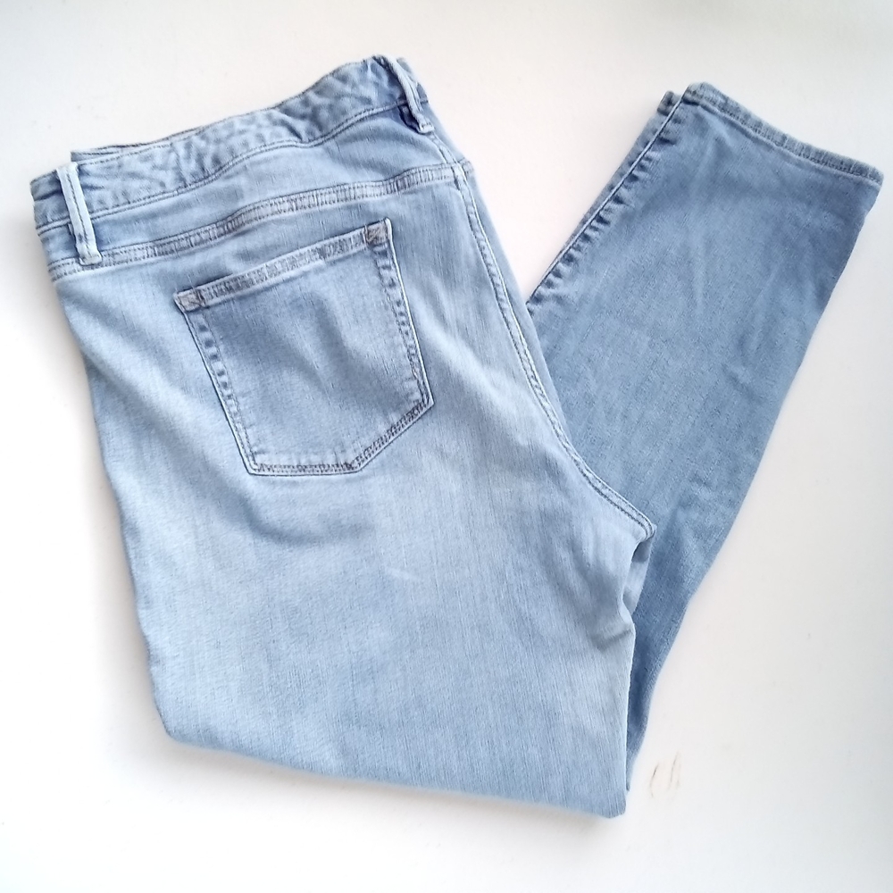a.n.a Light Wash Denim Jeggings - Women's Size 22W